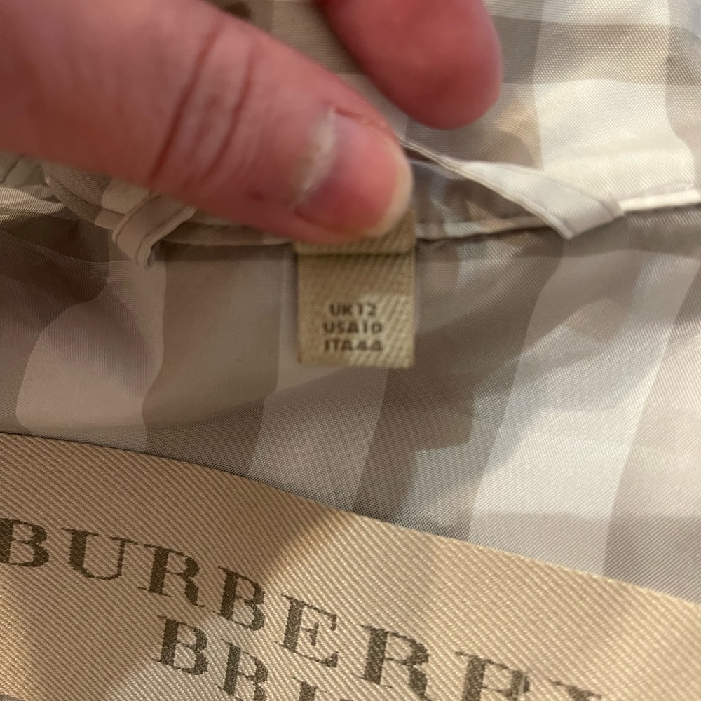Burberry Plaid Trench Coat/ Raincoat - Beige and Gray NWOT - Picture 5 of 7